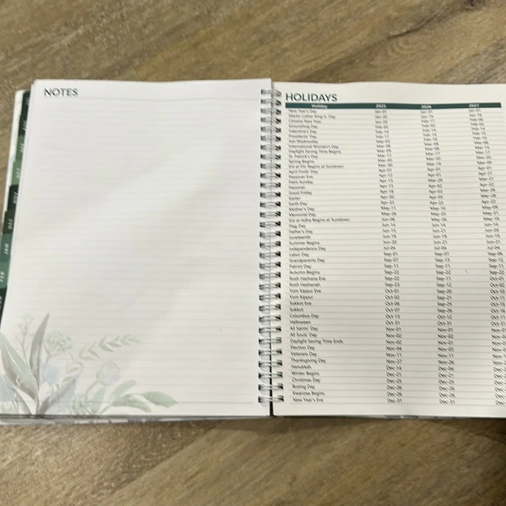 Floral Spiral Planner July 2025-June 2025 nwt